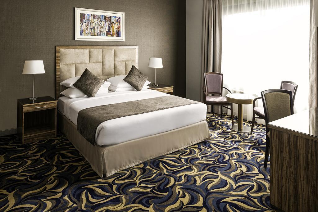 Emirates Plaza Hotel Abu Dabi Dış mekan fotoğraf