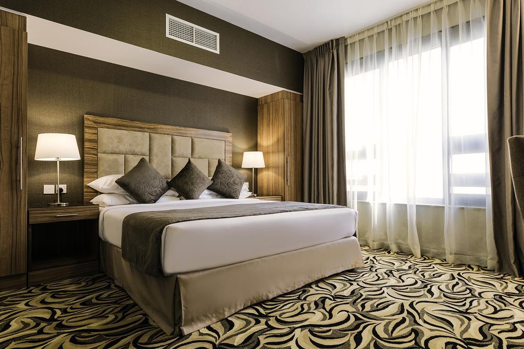 Emirates Plaza Hotel Abu Dabi Dış mekan fotoğraf