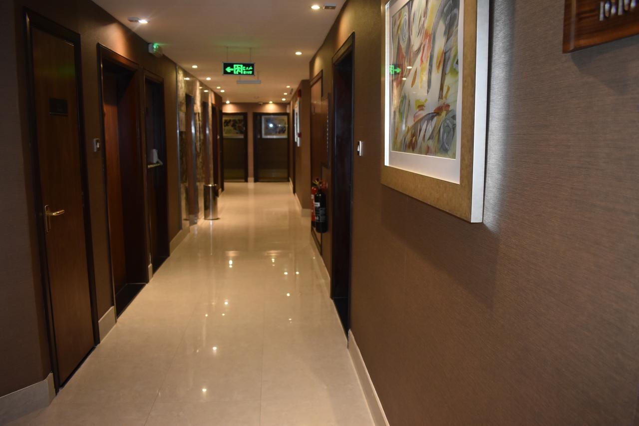Emirates Plaza Hotel Abu Dabi Dış mekan fotoğraf